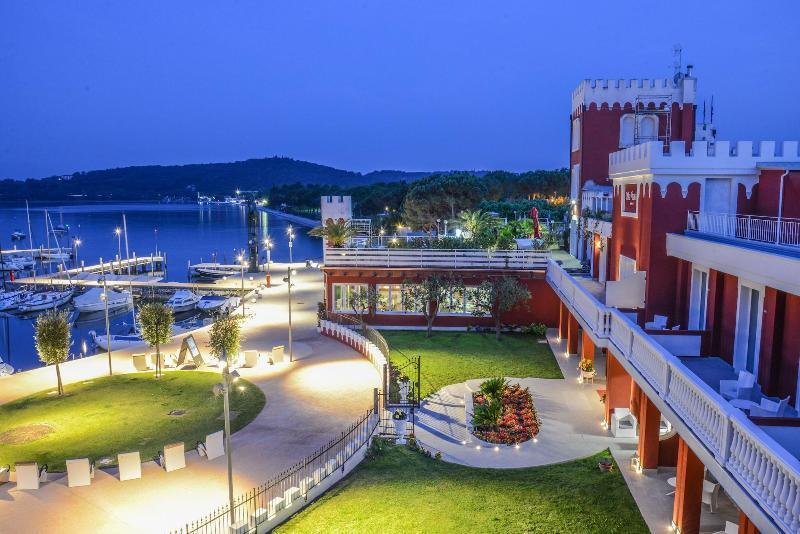 Hotel Villa Garuti بادينغي سول غاردا المظهر الخارجي الصورة